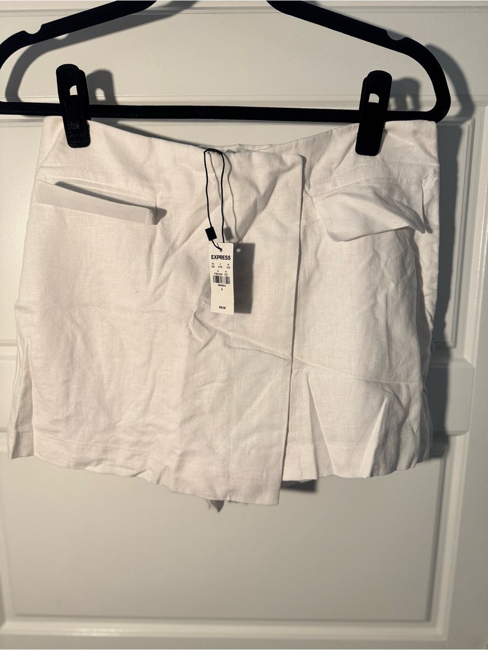 Express White Linen-Blend Skort with Faux Flap Pockets